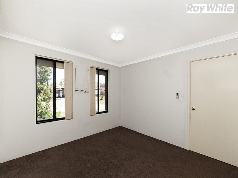 4 Hastie Close, Brookdale WA 6112