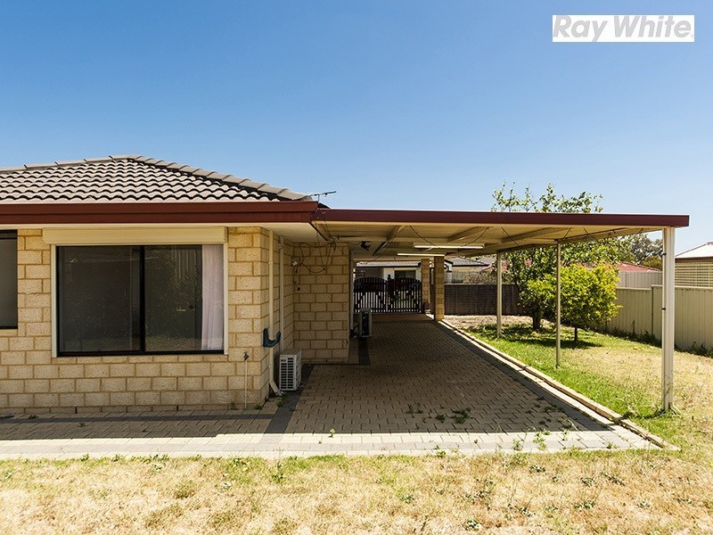 4 Hastie Close, Brookdale WA 6112