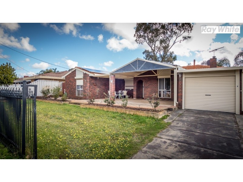 3 Silver Mallee Close, Camillo WA 6111