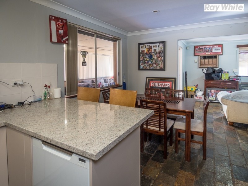 3 Silver Mallee Close, Camillo WA 6111