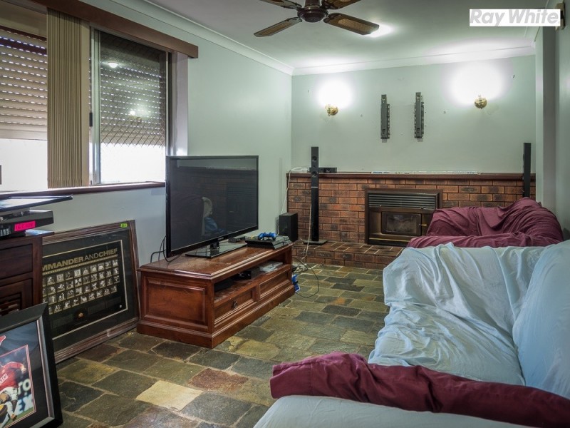 3 Silver Mallee Close, Camillo WA 6111