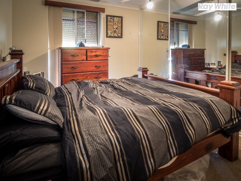 3 Silver Mallee Close, Camillo WA 6111