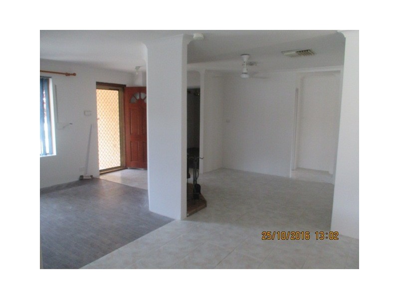 9 Bandicoot Place, Brookdale WA 6112