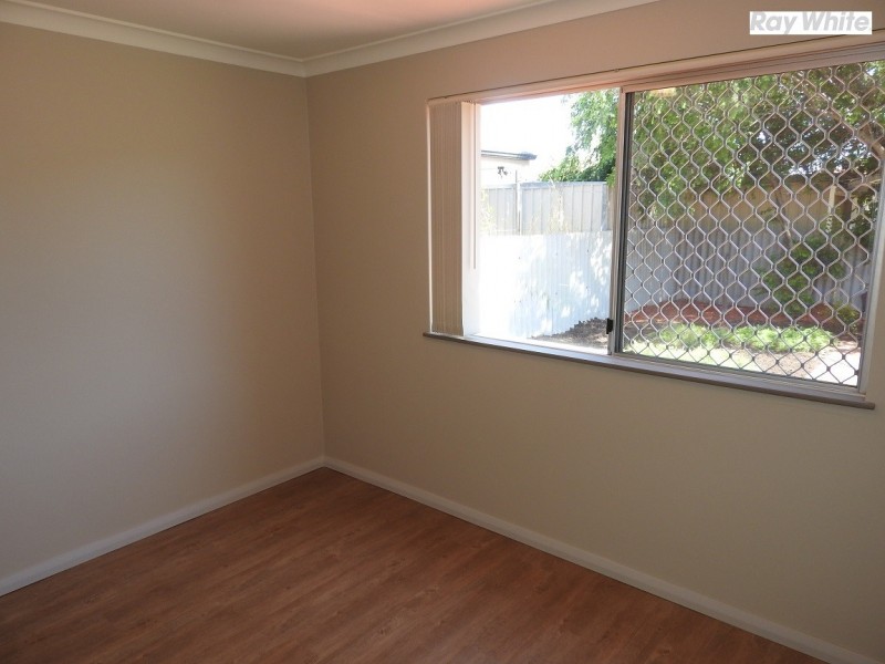 38 Redtingle Road, Camillo WA 6111