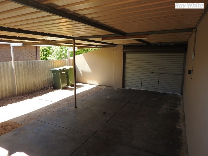 38 Redtingle Road, Camillo WA 6111