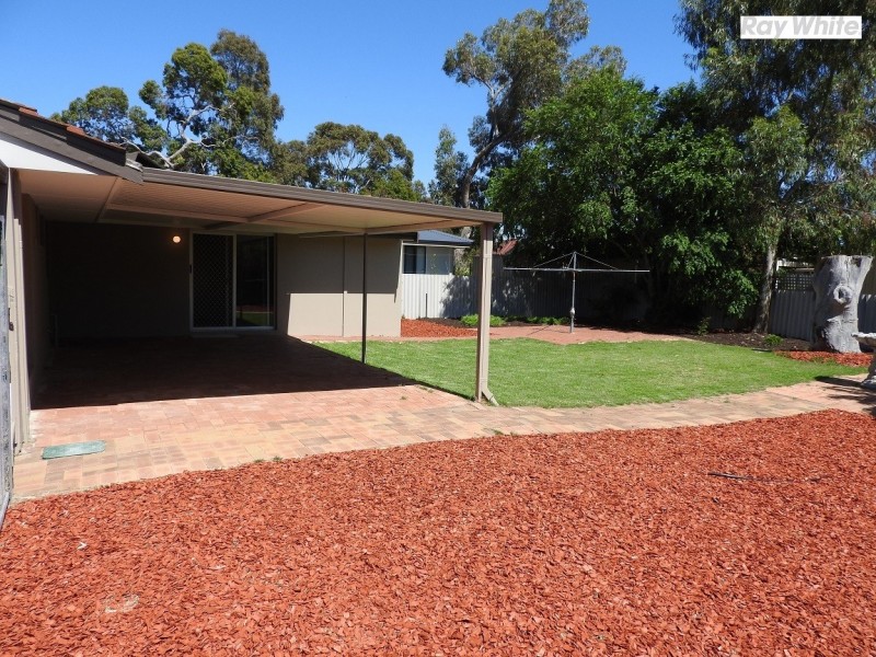 38 Redtingle Road, Camillo WA 6111