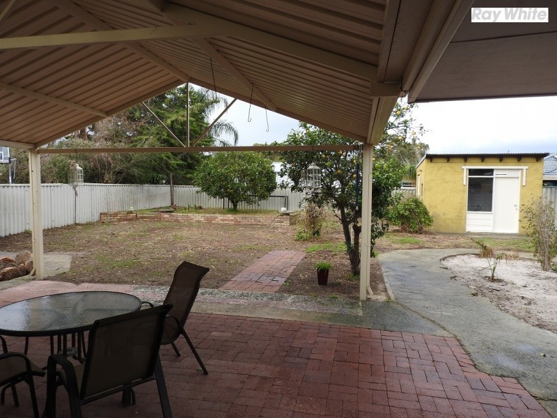 22 Anaconda Drive, Gosnells WA 6110