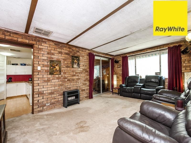 4 Phylma Street, Armadale WA 6112
