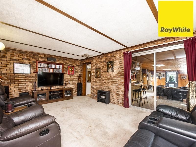 4 Phylma Street, Armadale WA 6112