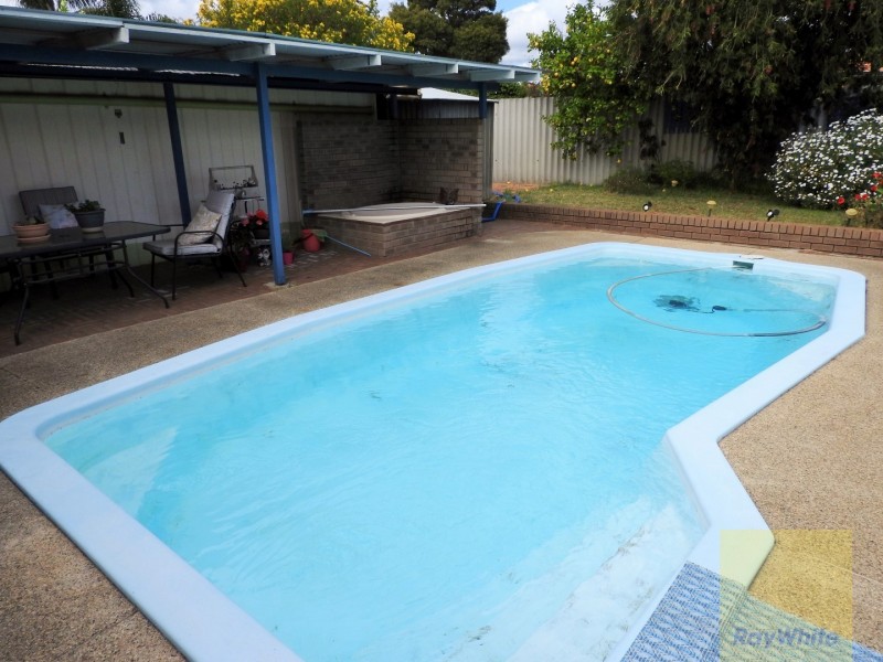 36 Cabarita Road, Armadale WA 6112