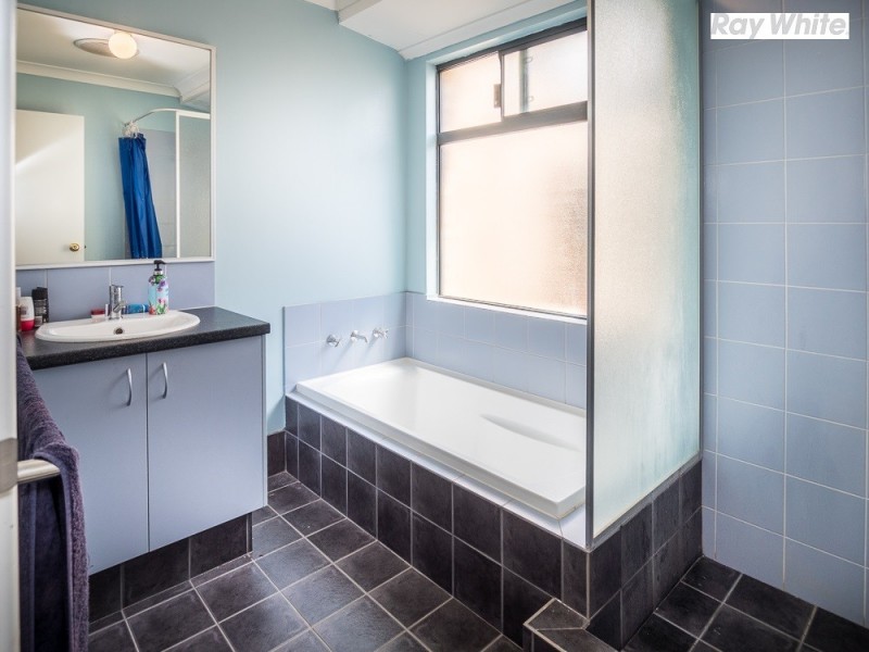 46 Burdekin Turn, Hilbert WA 6112