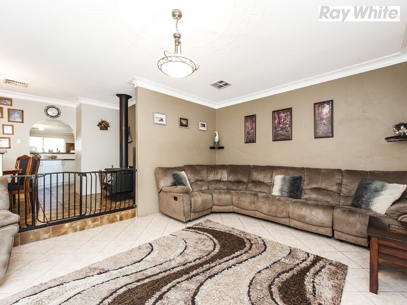 12 Bryden Place, Gosnells WA 6110