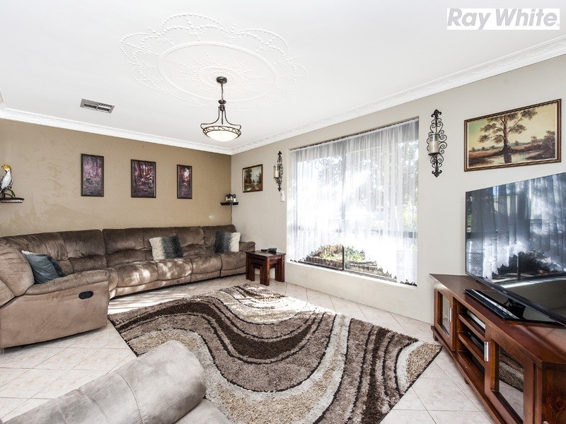 12 Bryden Place, Gosnells WA 6110