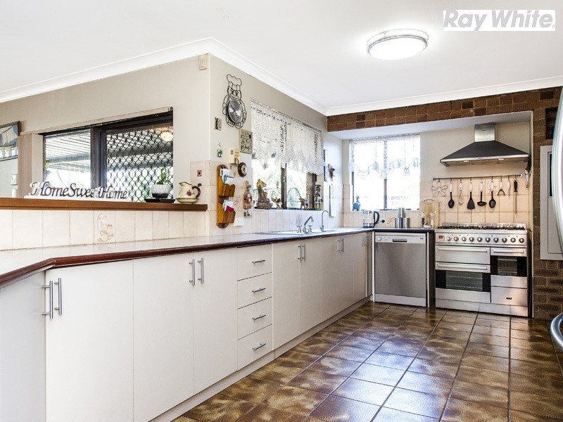 12 Bryden Place, Gosnells WA 6110