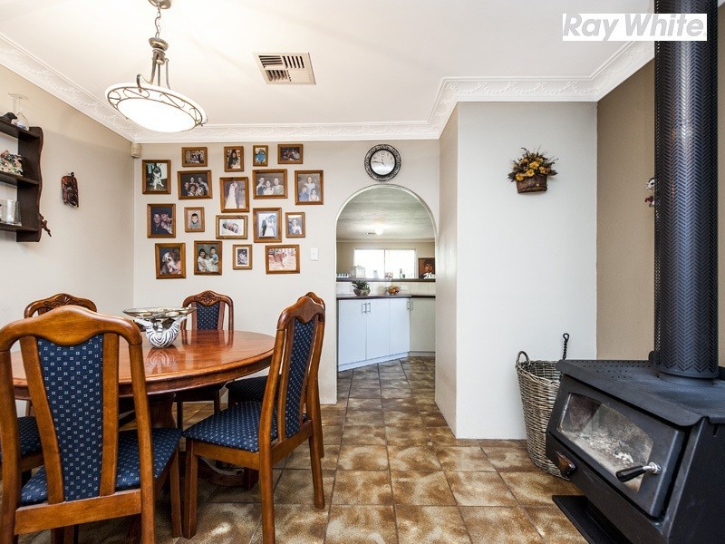12 Bryden Place, Gosnells WA 6110