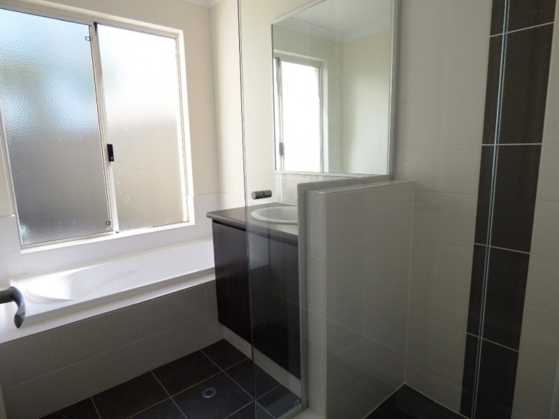 72 Mead Street, Byford WA 6122