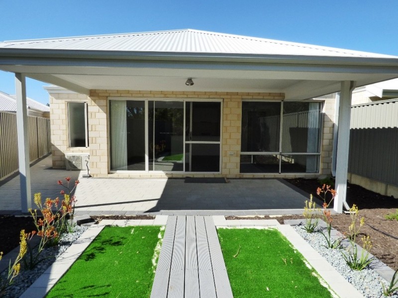 72 Mead Street, Byford WA 6122