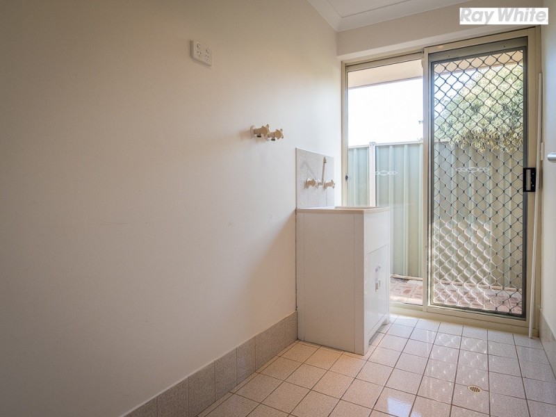 14 Firestone Place, Meadow Springs WA 6210