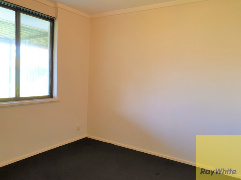 11 Borden Street, Maddington WA 6109