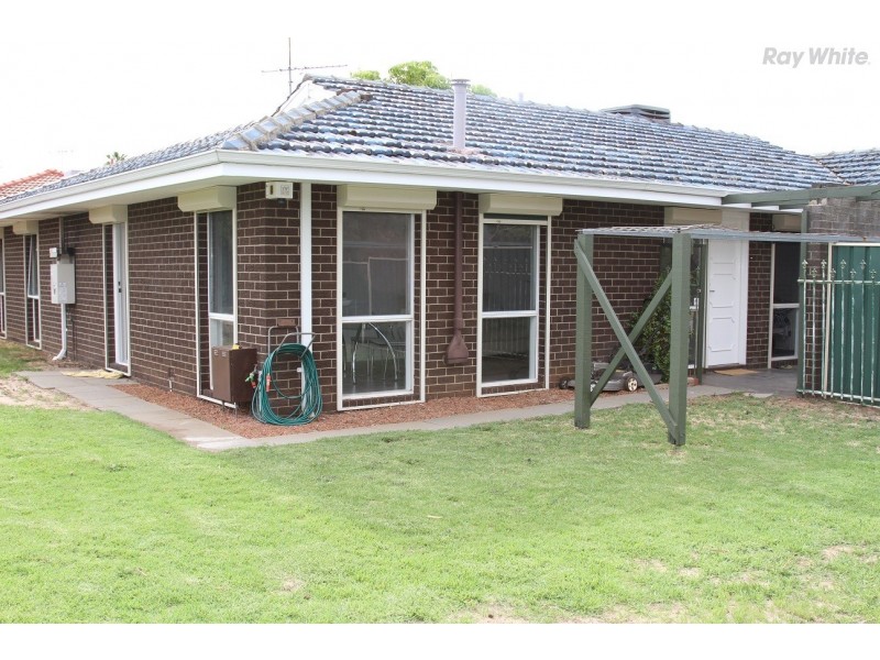 47 Banksia Road, Camillo WA 6111