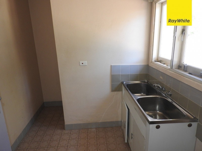 5 Lefroy Road, Mount Nasura WA 6112