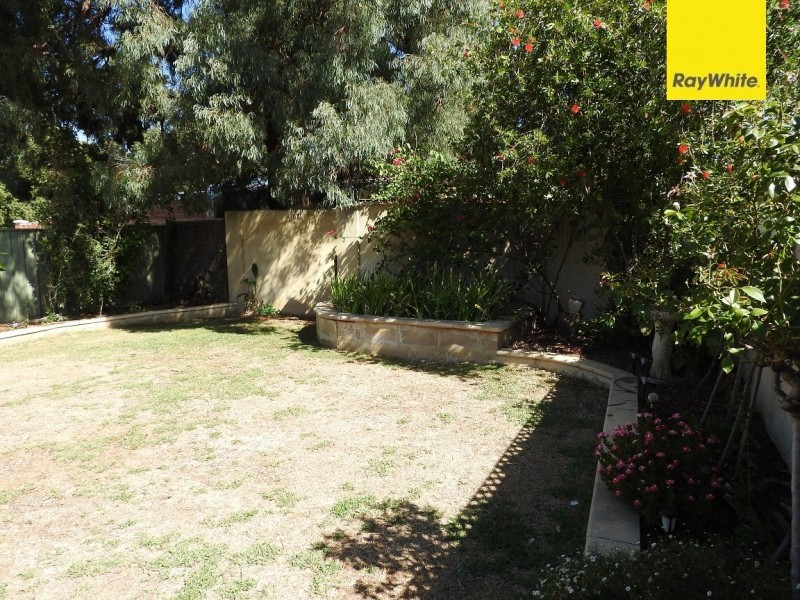 5 Lefroy Road, Mount Nasura WA 6112