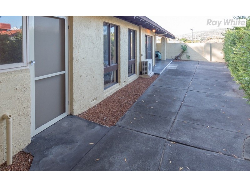 4 Erica Street, Kelmscott WA 6111