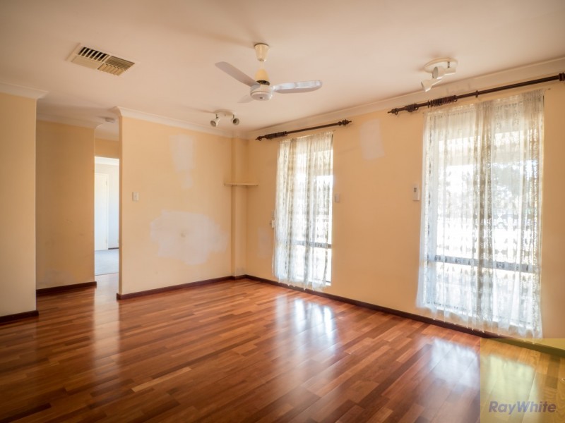 14 Bessant Court, Camillo WA 6111