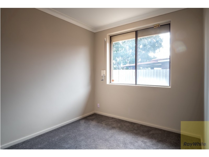 14 Bessant Court, Camillo WA 6111