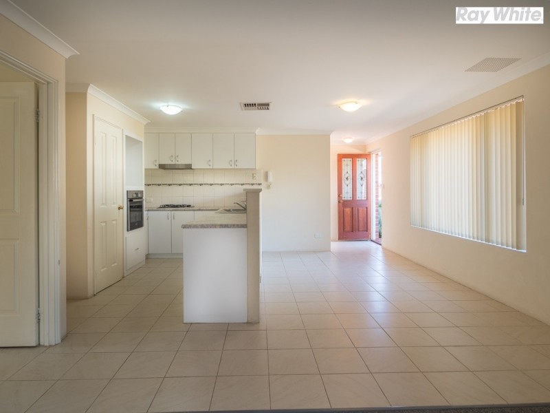 18/405 Railway Avenue, Armadale WA 6112