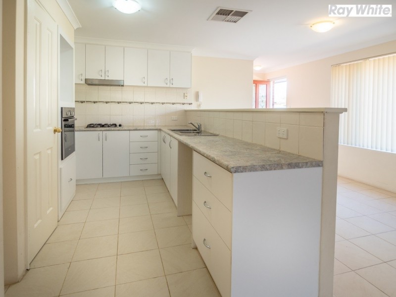 18/405 Railway Avenue, Armadale WA 6112