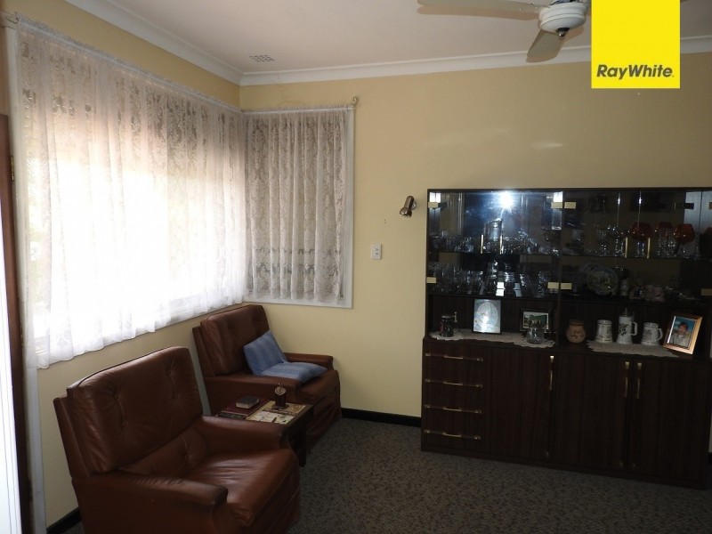 63 Wungong Road, Armadale WA 6112