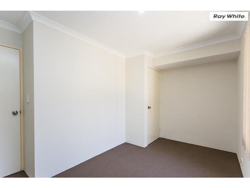 8a Woburn Way, Kelmscott WA 6111