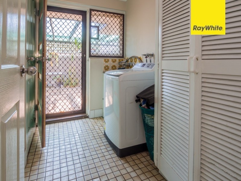 30 Durnsford Way, Camillo WA 6111