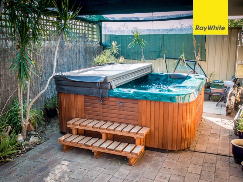 30 Durnsford Way, Camillo WA 6111