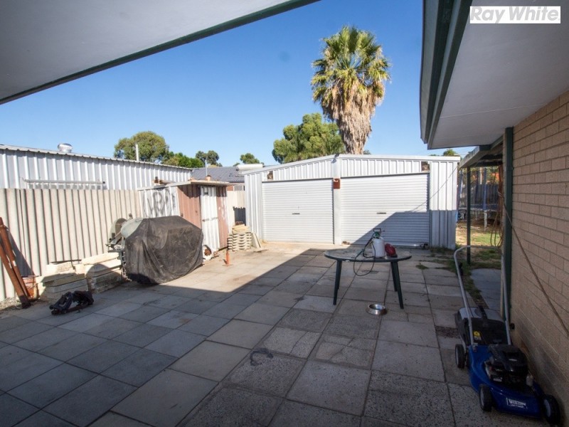 30 Durnsford Way, Camillo WA 6111