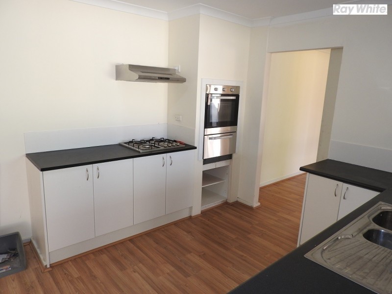 7 Faraday Street, Camillo WA 6111