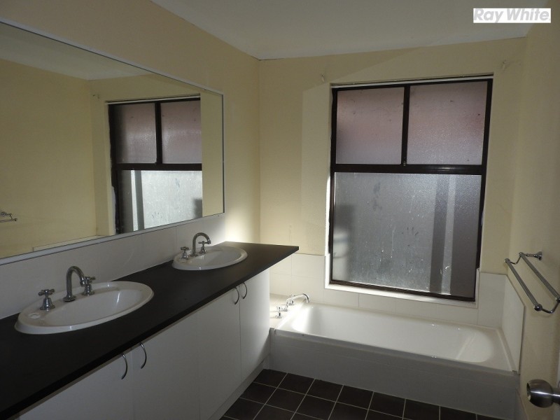 7 Faraday Street, Camillo WA 6111