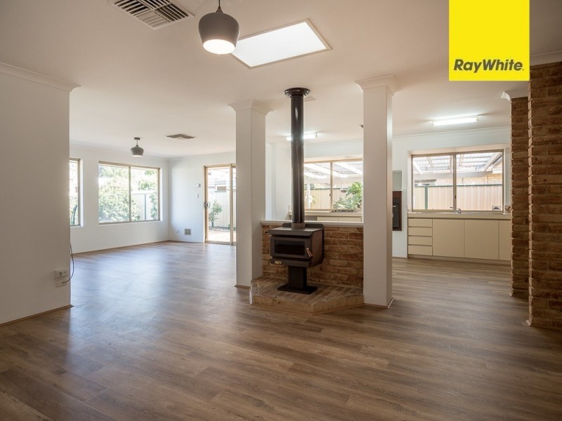 61 Inverness Circle, Camillo WA 6111