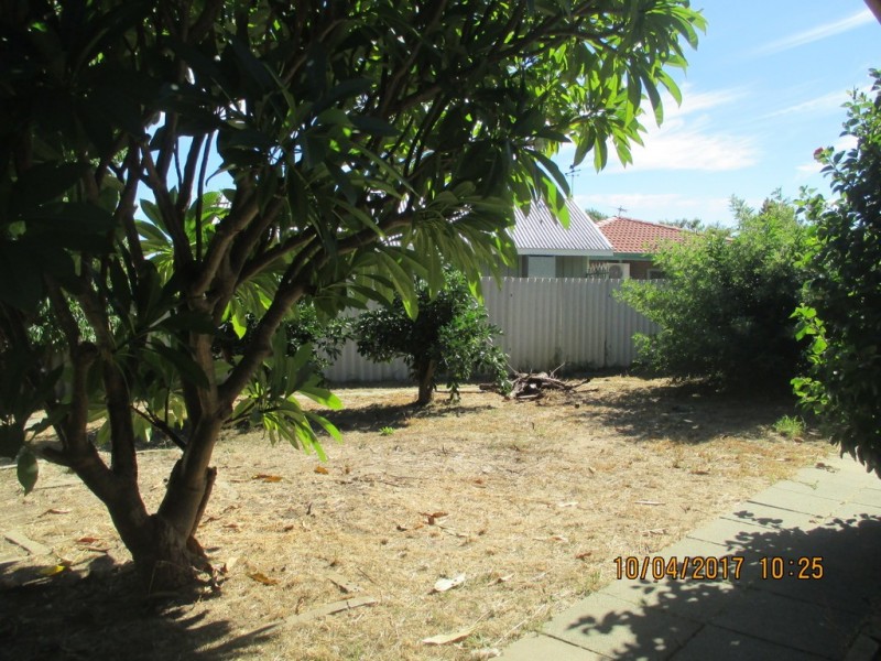 10 Forest Court, Armadale WA 6112