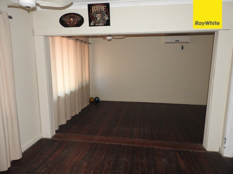 12 Tijuana Road, Armadale WA 6112