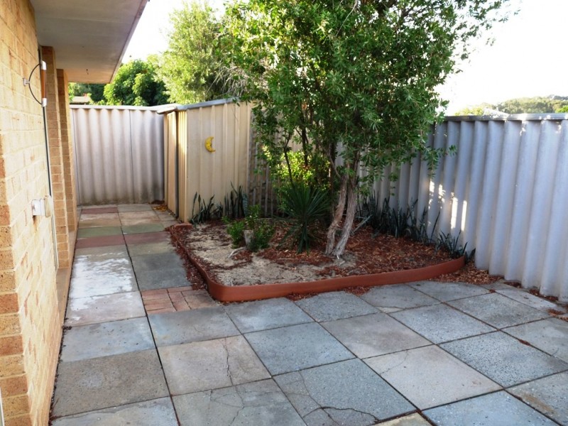 5 River Bank Drive, Gosnells WA 6110