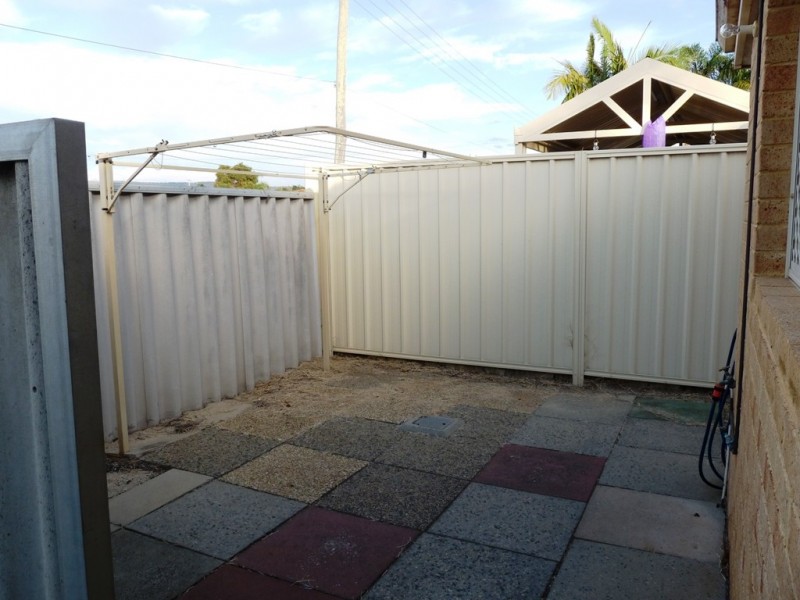 5 River Bank Drive, Gosnells WA 6110