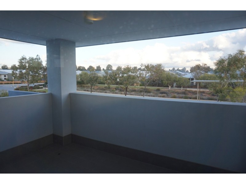 41 Barrington Avenue, Champion Lakes WA 6111