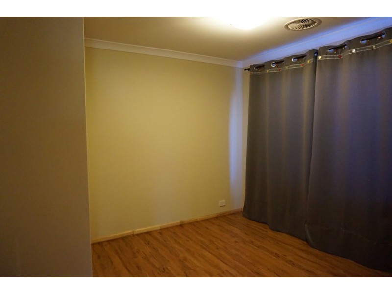 41 Barrington Avenue, Champion Lakes WA 6111