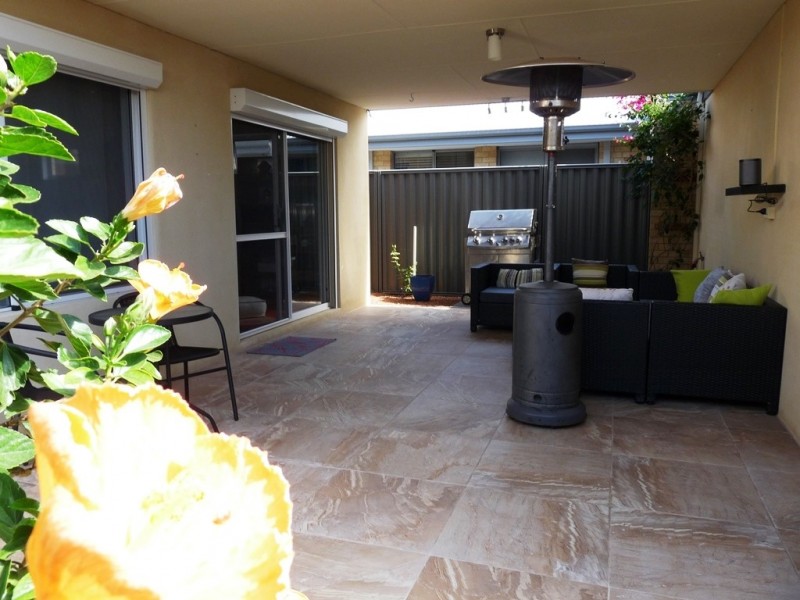 41 Barrington Avenue, Champion Lakes WA 6111