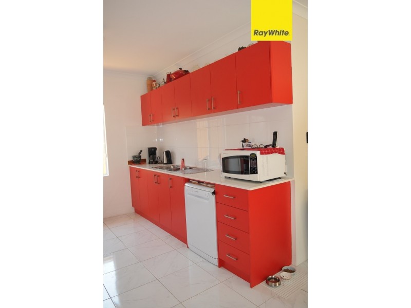 4 Le Souef Street, Maddington WA 6109