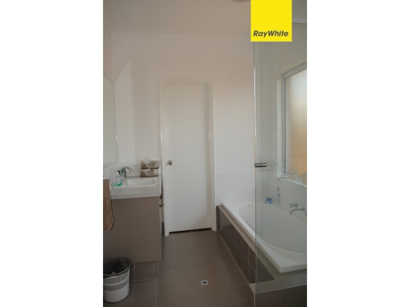 4 Le Souef Street, Maddington WA 6109