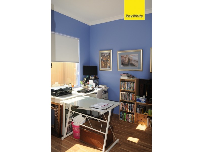 4 Le Souef Street, Maddington WA 6109