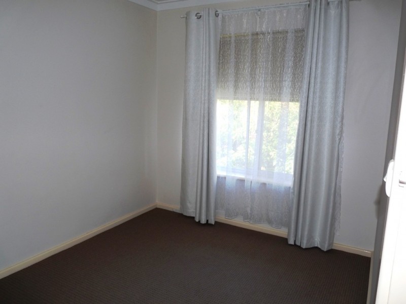 9/6 Astley Street, Gosnells WA 6110